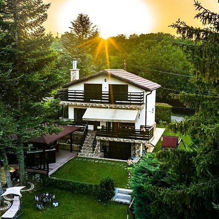 Вила Теkето I Vila Teketo Family Guest House Nikolovo Eksteriør billede