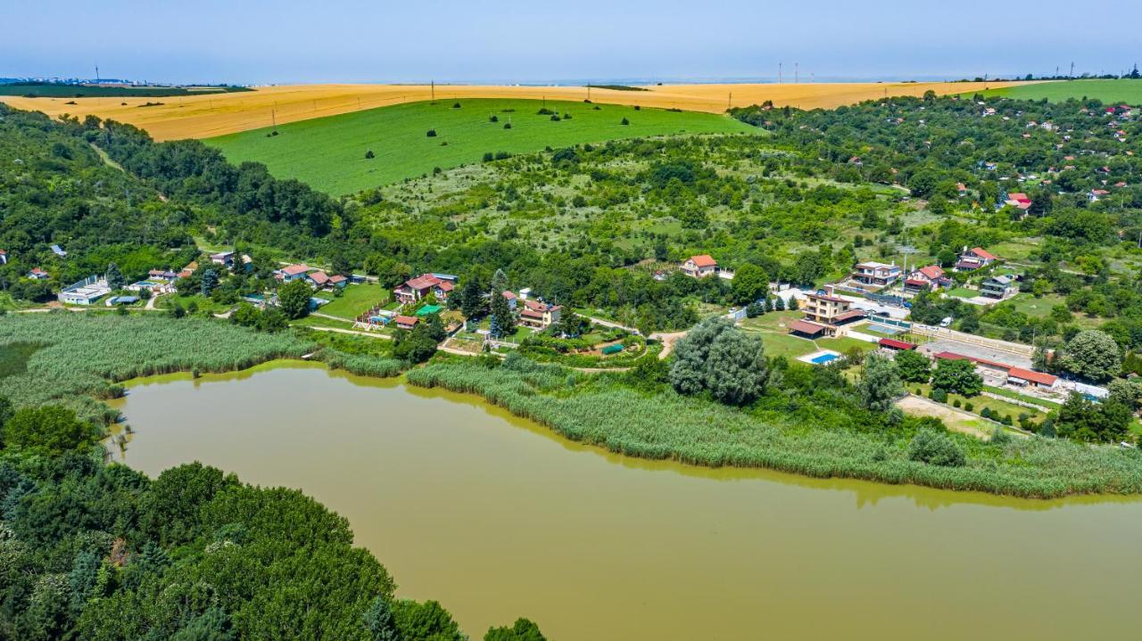 Вила Теkето I Vila Teketo Family Guest House Nikolovo Eksteriør billede