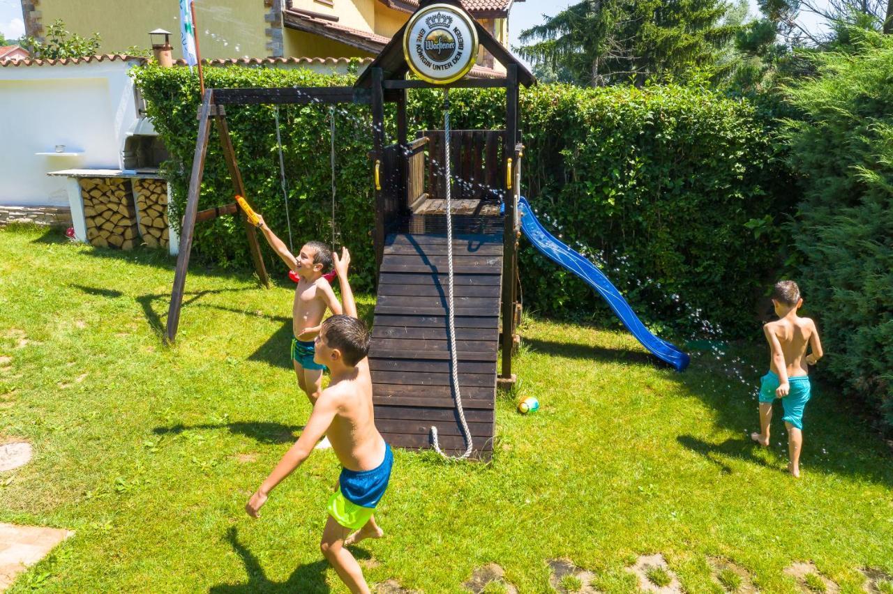 Вила Теkето I Vila Teketo Family Guest House Nikolovo Eksteriør billede