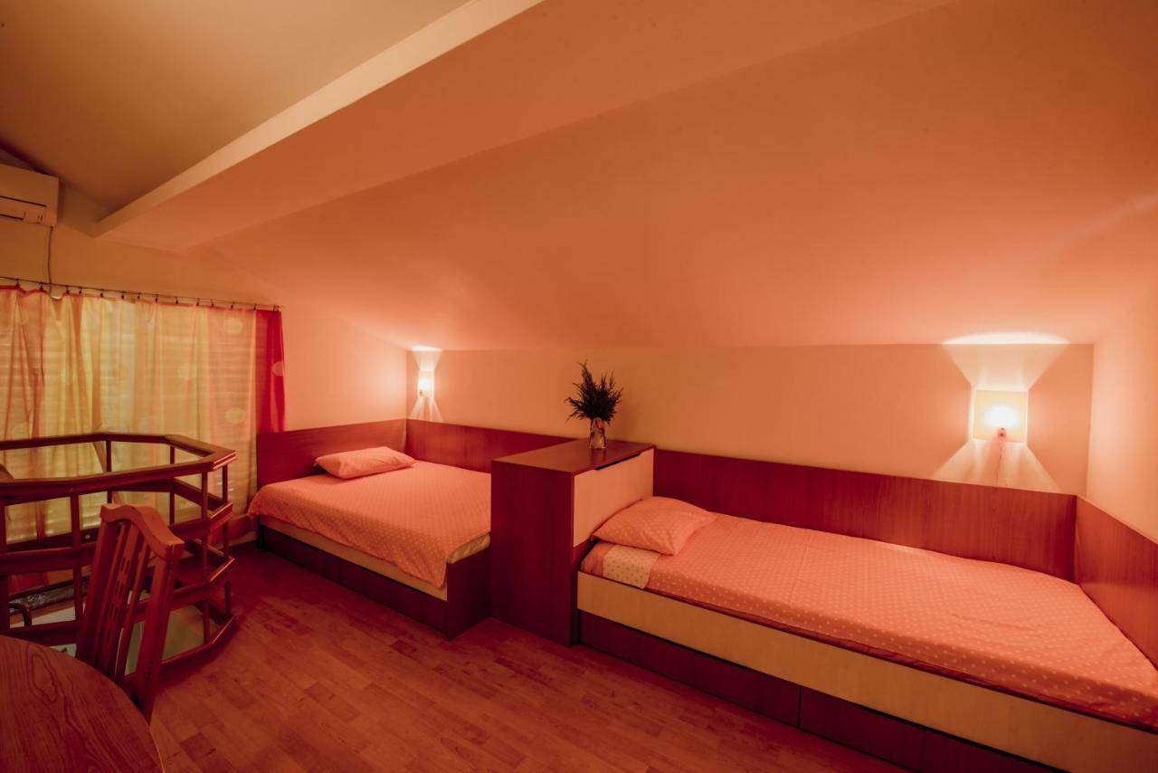 Вила Теkето I Vila Teketo Family Guest House Nikolovo Eksteriør billede